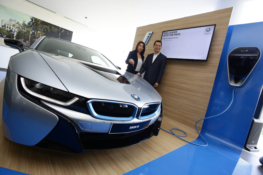 Servis BMW i8 di Indonesia Hanya Bisa di BMW Serpong