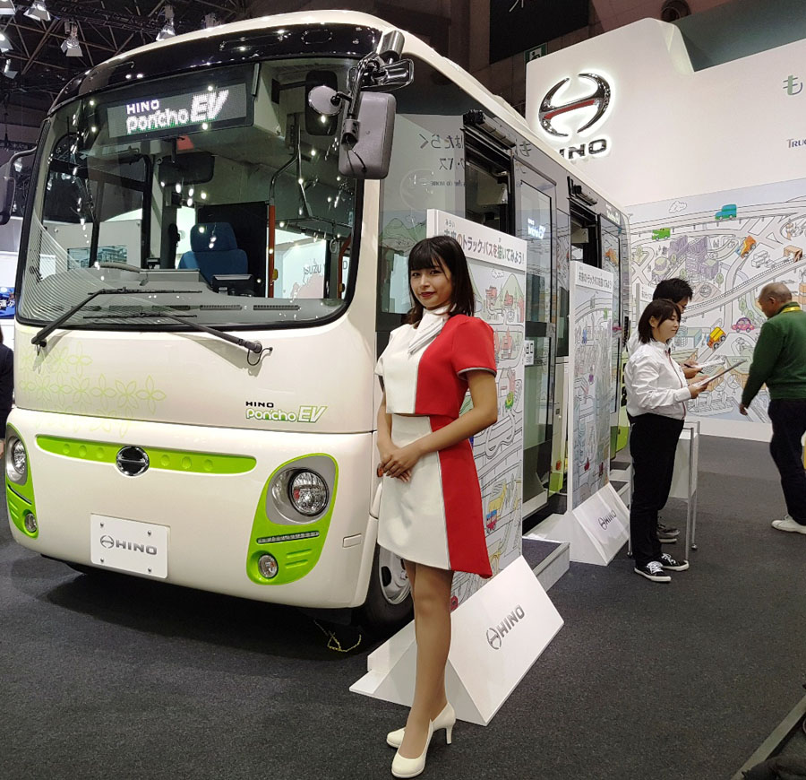 Hino Umbar Teknologi Bus Listrik di Tokyo