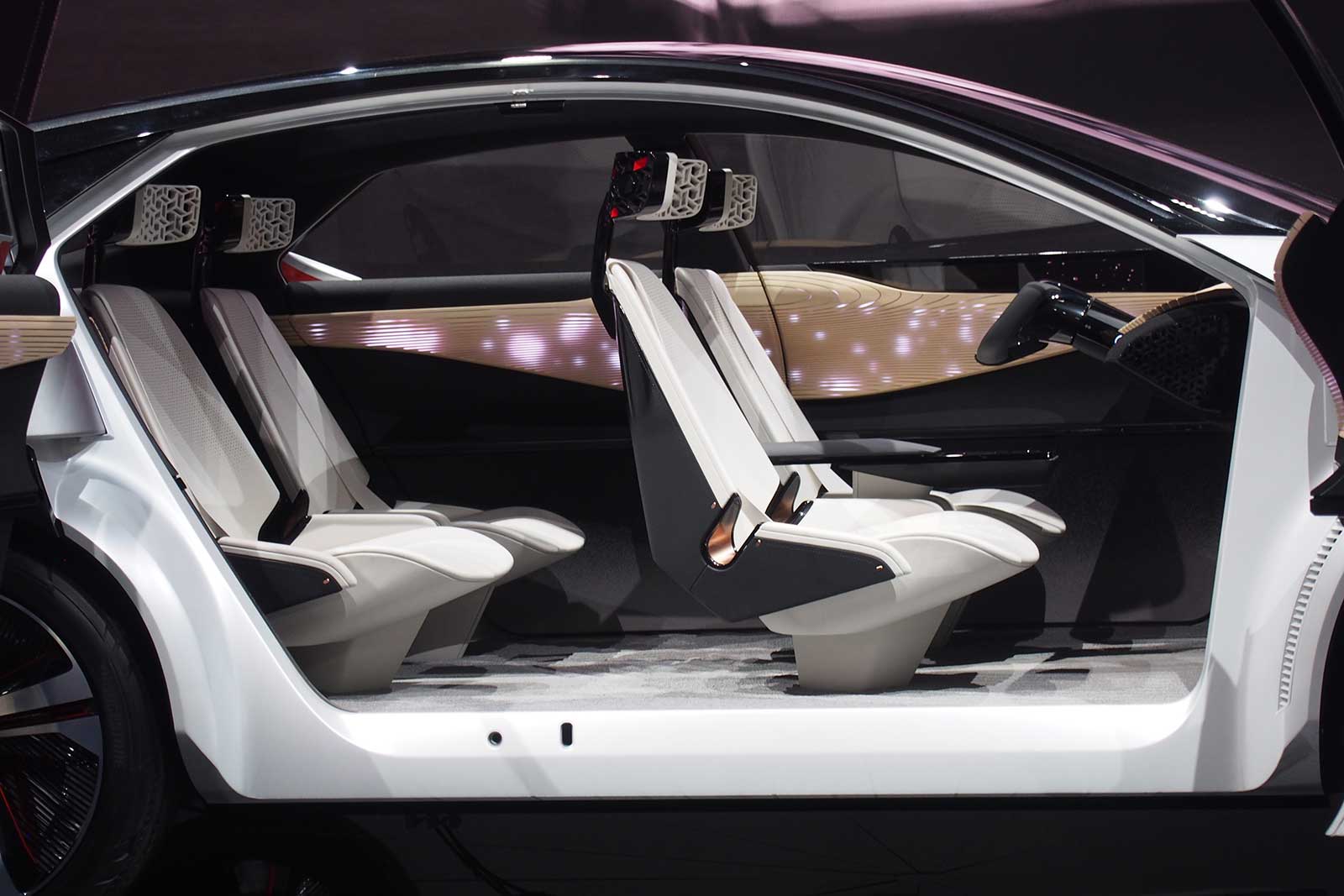 Nissan Debut IMx All-Electric Crossover Concept