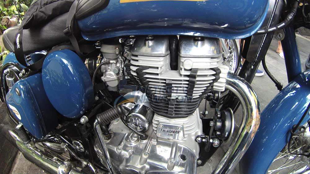 Bercumbu dengan Sang Priyayi, Royal Enfield Classic 350