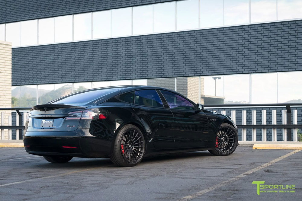 Project TS8, Ketika Tesla S P100D Tak Lagi Membosankan