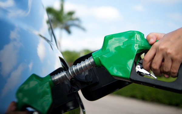Mobil Diesel Isi Bensin? Ini Efek Buruknya