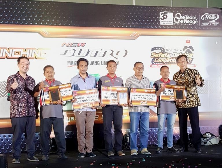Sopir Truk Surabaya Ditantang Berkendara Aman