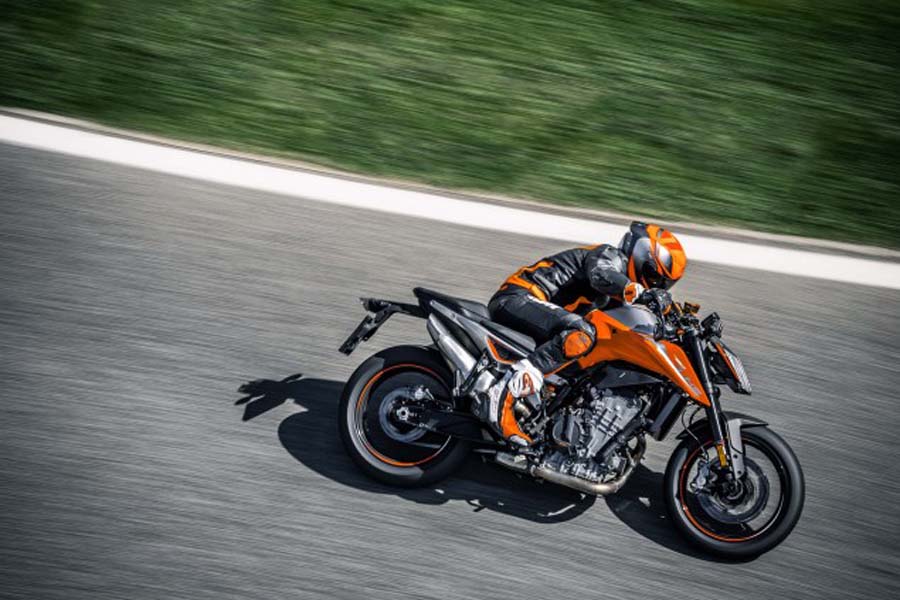 KTM 790 Duke, <i>Naked Bike Medium</i> Usung Mesin Baru