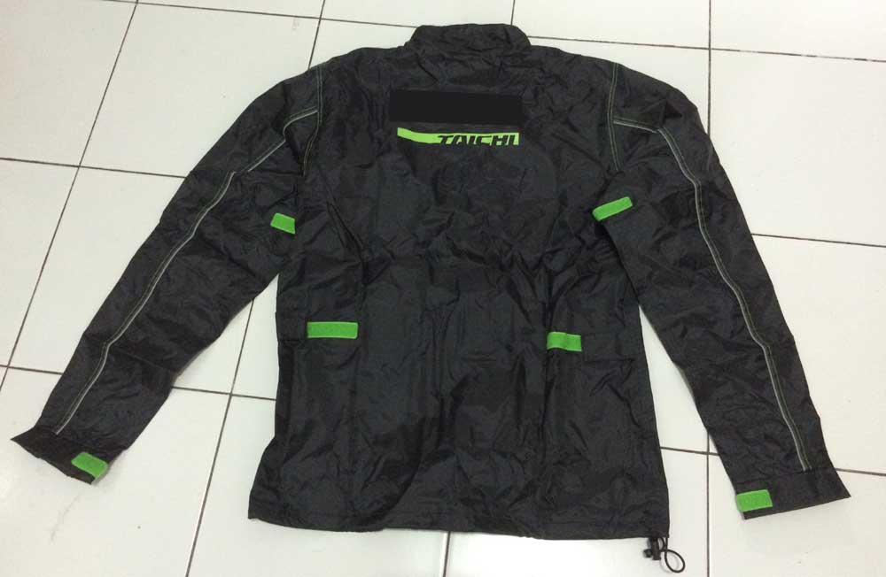 Apparel ini Wajib Buat <i>Bikers</i> di Musim Penghujan