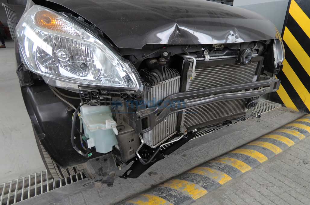 Reparasi Rangka Mobil yang Bengkok, Takkan Presisi 100%