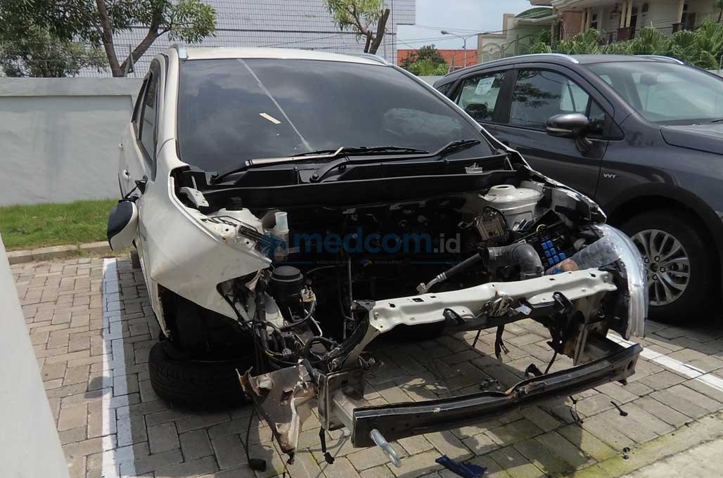Reparasi Rangka Mobil yang Bengkok, Takkan Presisi 100%
