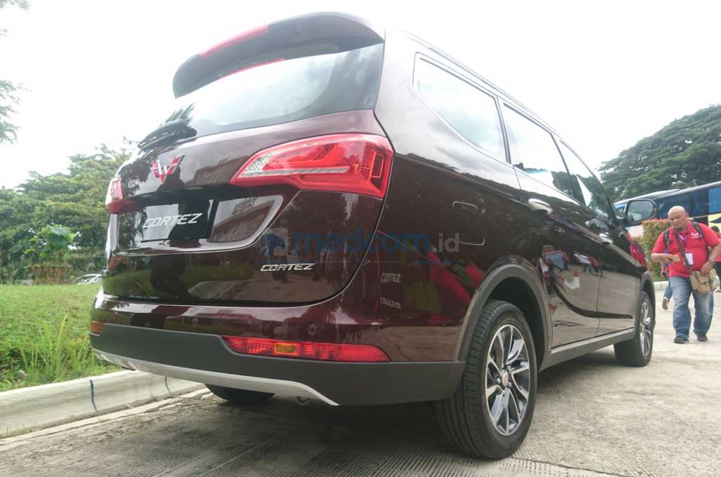 Semewah Apakah Kabin Wuling Cortez?
