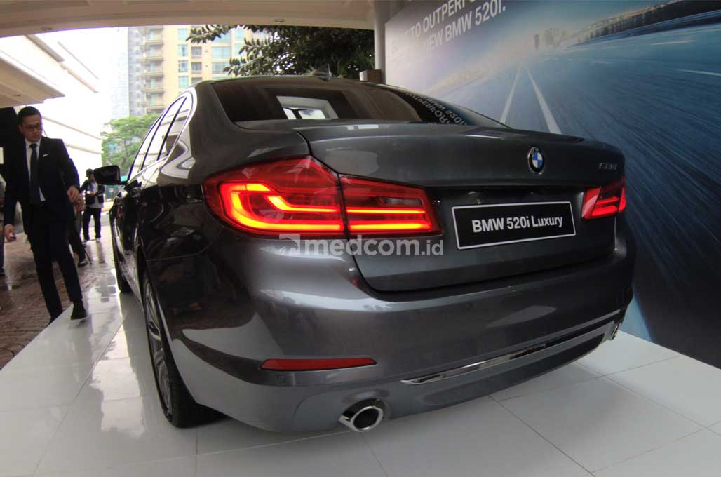 BMW Siapkan 10 Mobil Baru Tahun Ini
