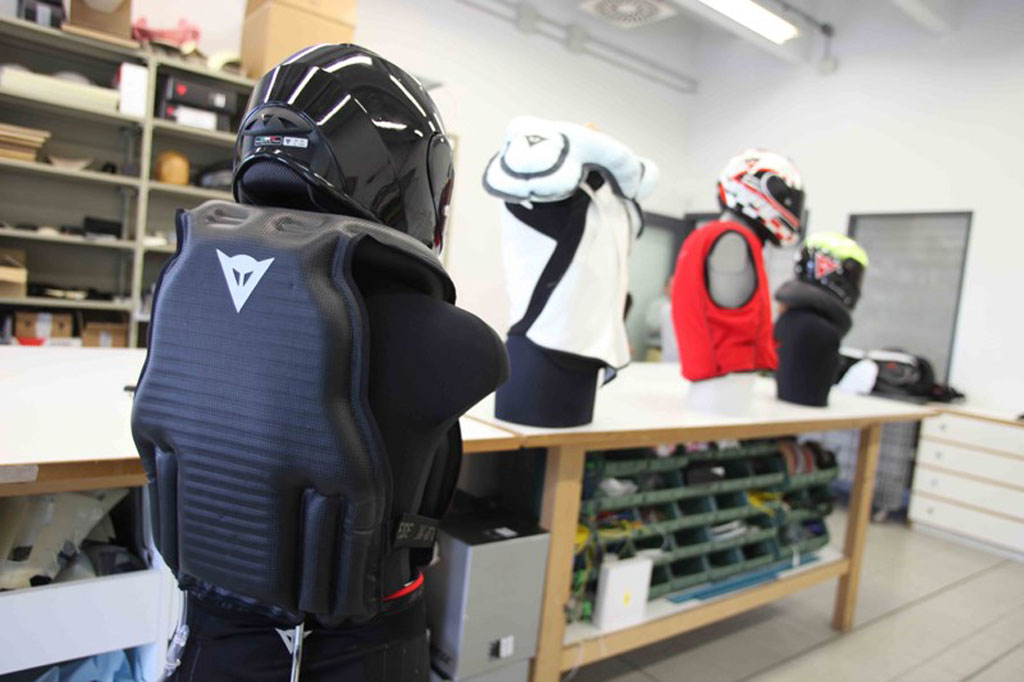 Fitur <i>Airbag</i> di <i>Wearpack</i>, Wajib untuk Semua Kelas MotoGP