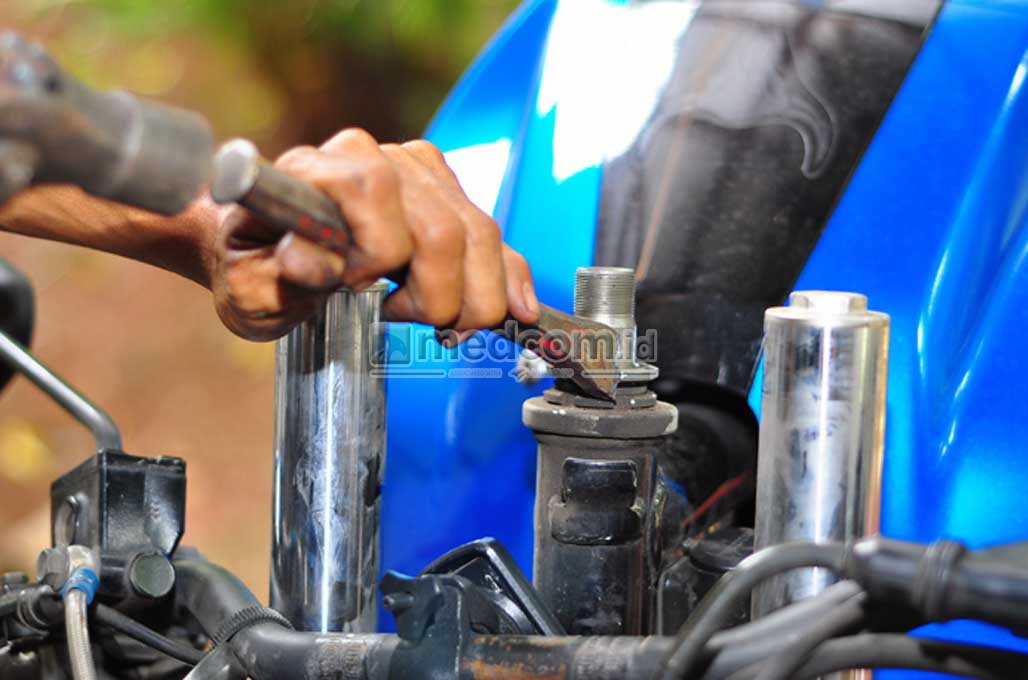 Komstir Sepeda Motor Cepat Aus? Ini Penyebabnya