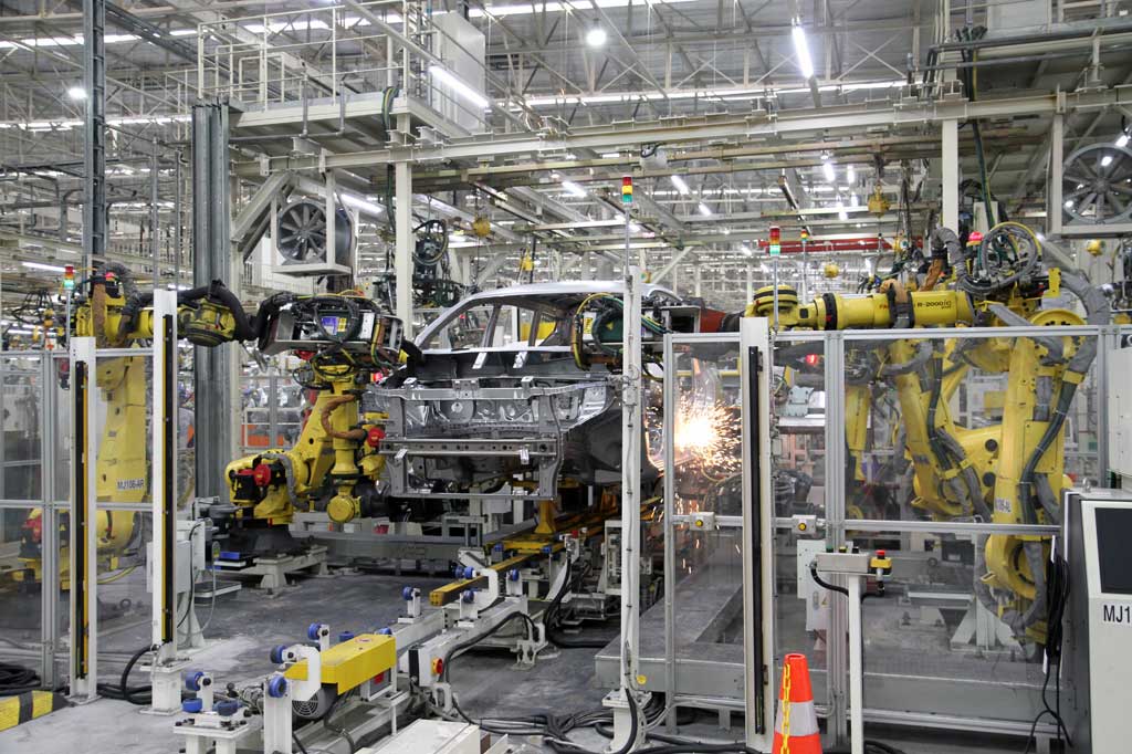 Intip Pabrik Perakitan Mitsubishi di Cikarang