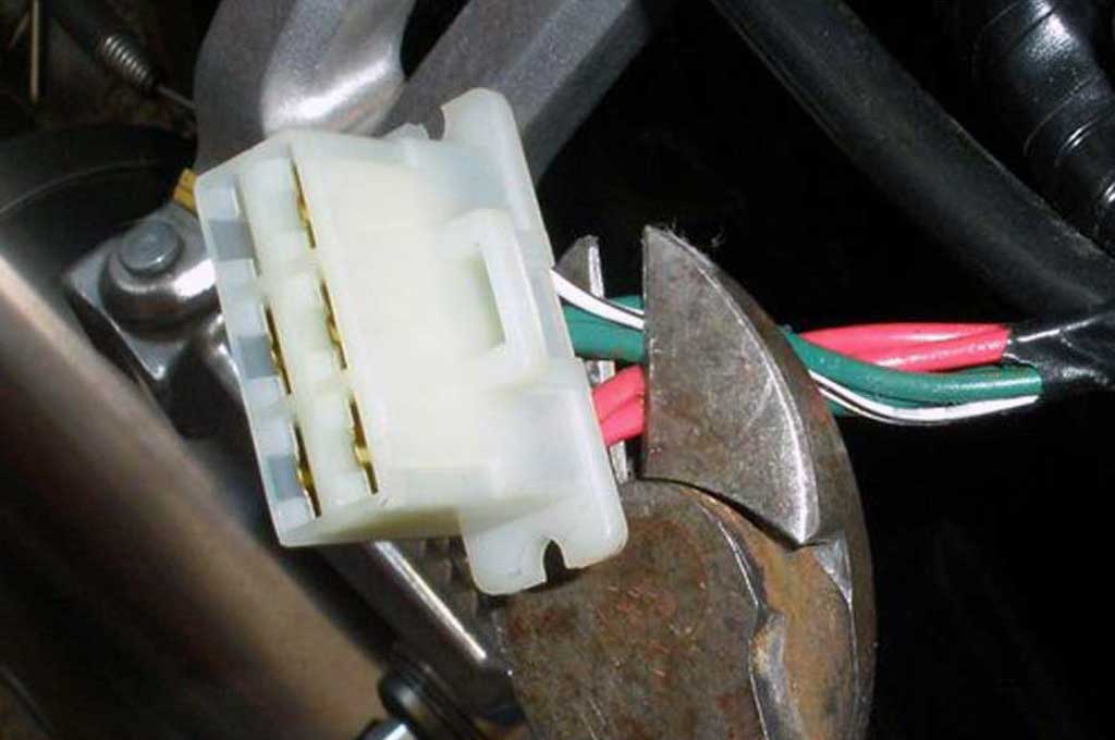 Kenali Gejala Awal Kiprok Motor Rusak