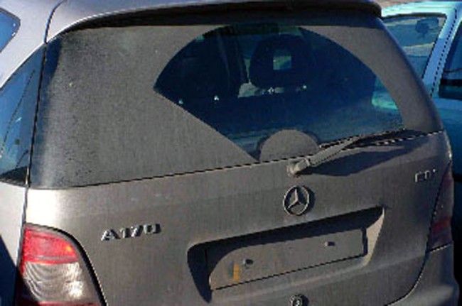 Jangan Operasikan Wiper Saat Kaca Kering