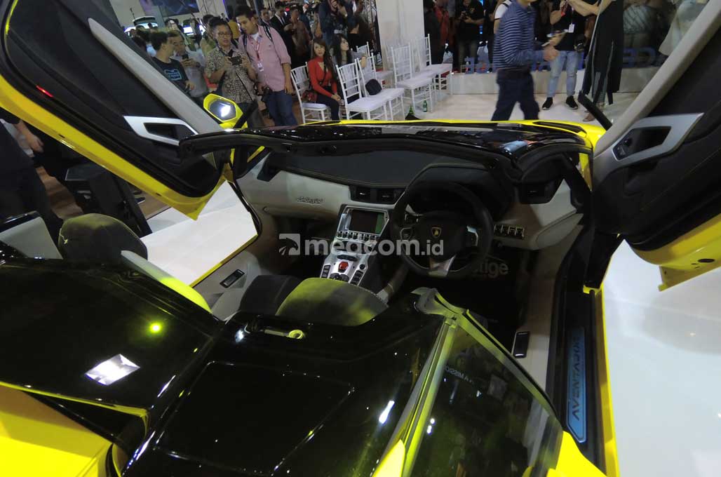 Prestige Boyong Satu-Satunya Aventador S Roadster
