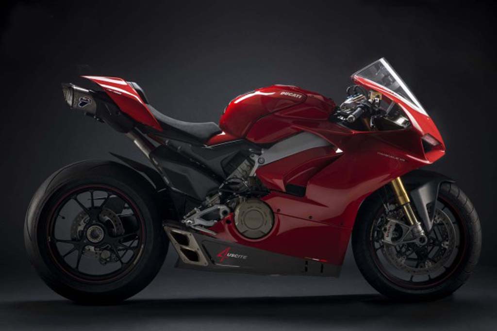 Fitur Knalpot Termignoni untuk Ducati Panigale V4