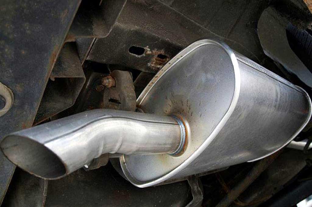 Waspadai Penyebab <i>Check Engine</i> Mobil Menyala