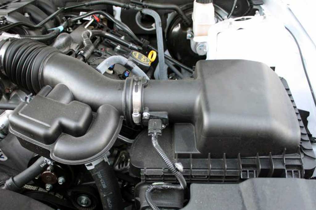 Waspadai Penyebab <i>Check Engine</i> Mobil Menyala