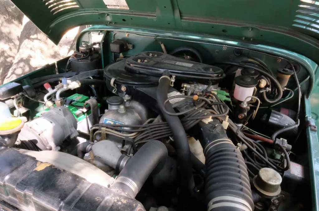 Orisinalitas Toyota FJ40 Land Cruiser 1978 yang Mempesona