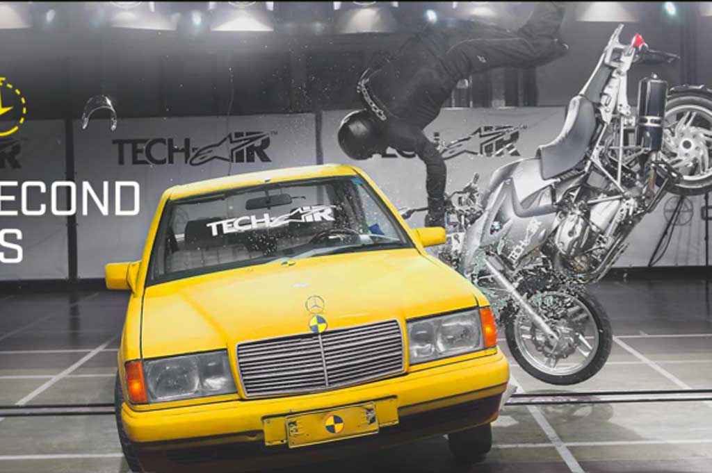 Intip Cara Kerja <i>Racing Suit Airbag</i>