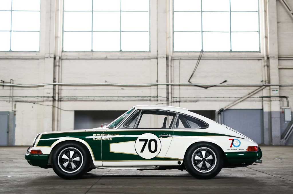 Porsche 911 Klasik 1965 Bakal Berlaga di Ajang Balap