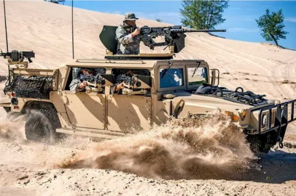 GM Bakal Kembangkan Mobil Militer AS Lewat SURUS