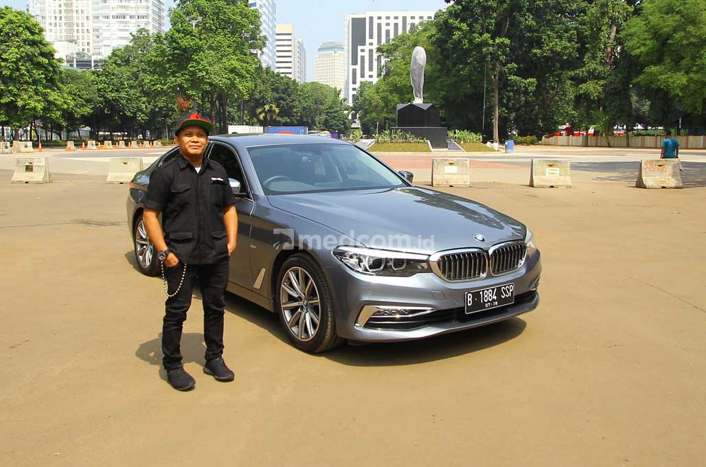 Jajal Fitur 'Anti Capek' BMW 520i Luxury Line di Kemacetan