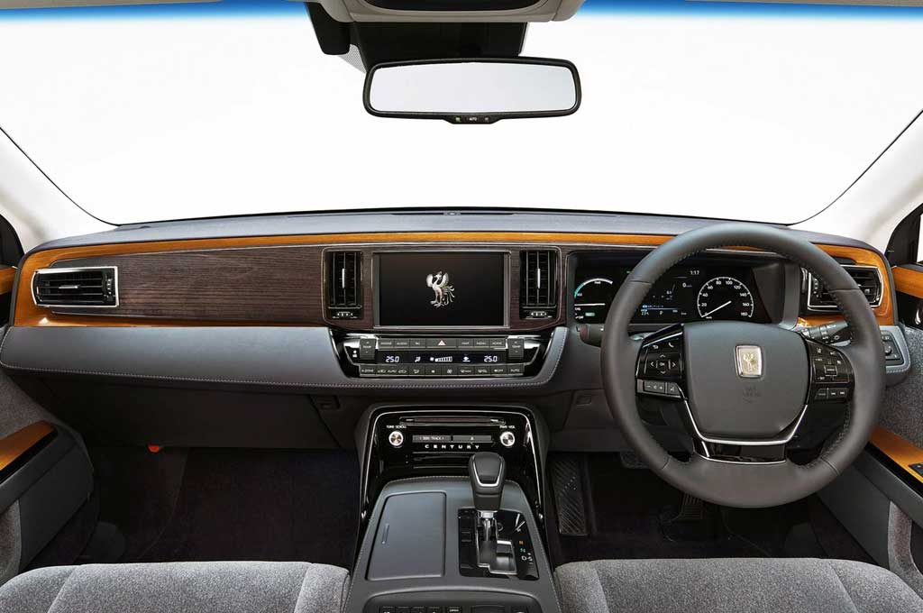 Toyota Century, Rolls Royce Asal Jepang Siap Mengaspal