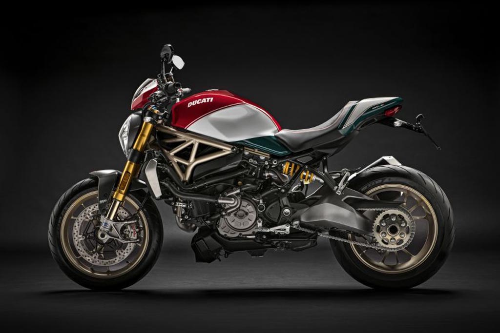 Ducati Monster 1200 Edisi 25 Tahun Tampil Keren