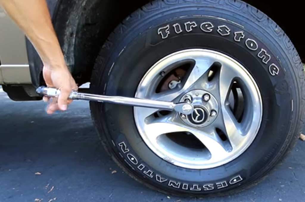 Langkah Tepat Mengencangkan Baut Roda