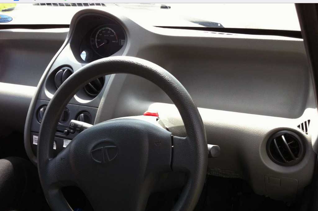 Tata Motors Suntik Mati Mobil Mungil Nano