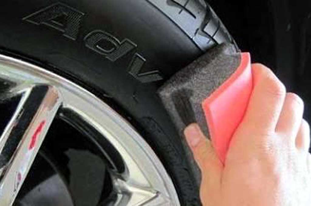 Pilih Semir Ban Mobil Sesuai Peruntukannya