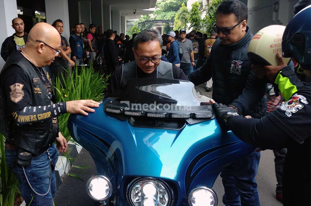 Cerita Unik di Balik Hobi Baru Zulklifi Hasan sebagai Biker