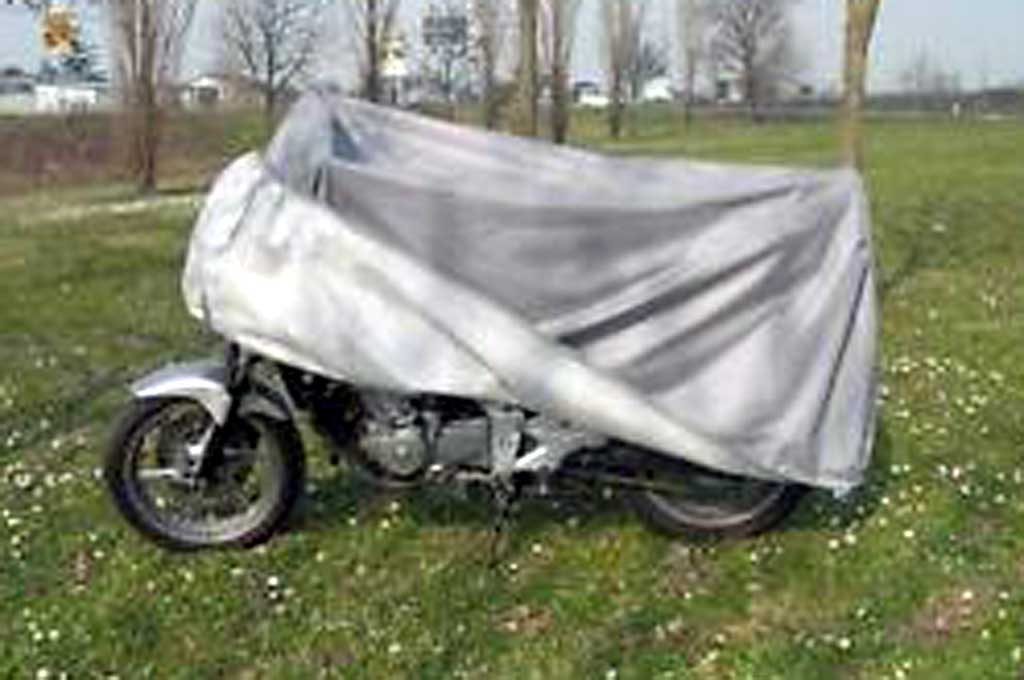 Sarung Motor, Sepele tapi Penting saat Musim Panas