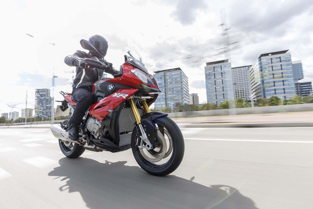 BMW Motorrad Jajal Bisnis Penyewaan Sepeda Motor