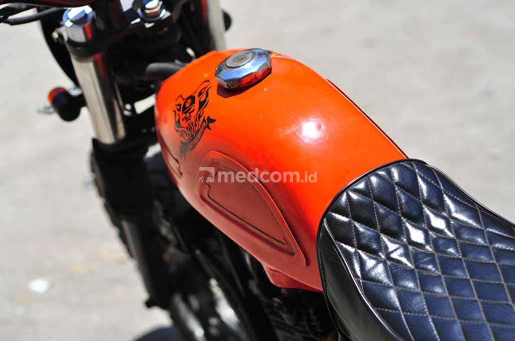 Scorpio Japs Style dan Flat Tracker ala Bang Toyib