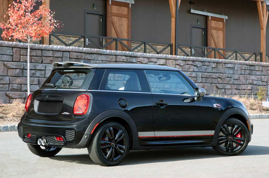 Mini John Cooper Works Knights Bakal Mejeng Di La Auto Show