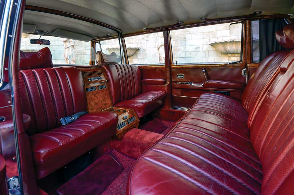 Jejak Kejayaan Limusin Mercedes-Benz 600 Pullman Klasik 1969