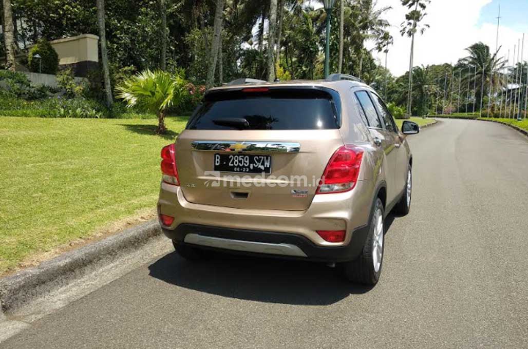Belah Kemacetan Jakarta- Bogor Bersama Chevrolet Trax