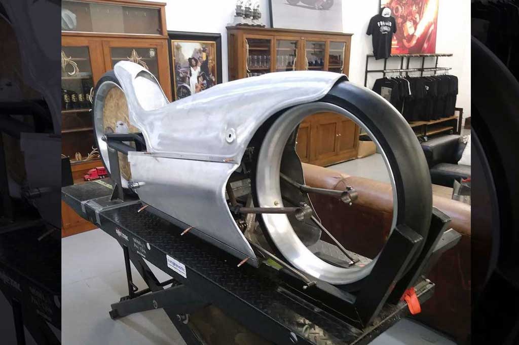 The Majestic, Motor Unik Garapan Fuller Moto