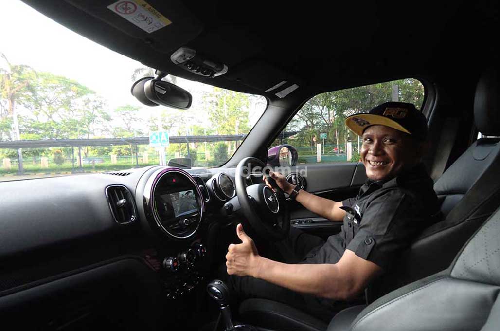 Jajal Sensasi 'Gokart' New MINI Cooper S Countryman