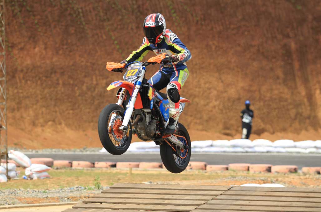 Supermoto Indonesia Dianggap Berkembang Pesat