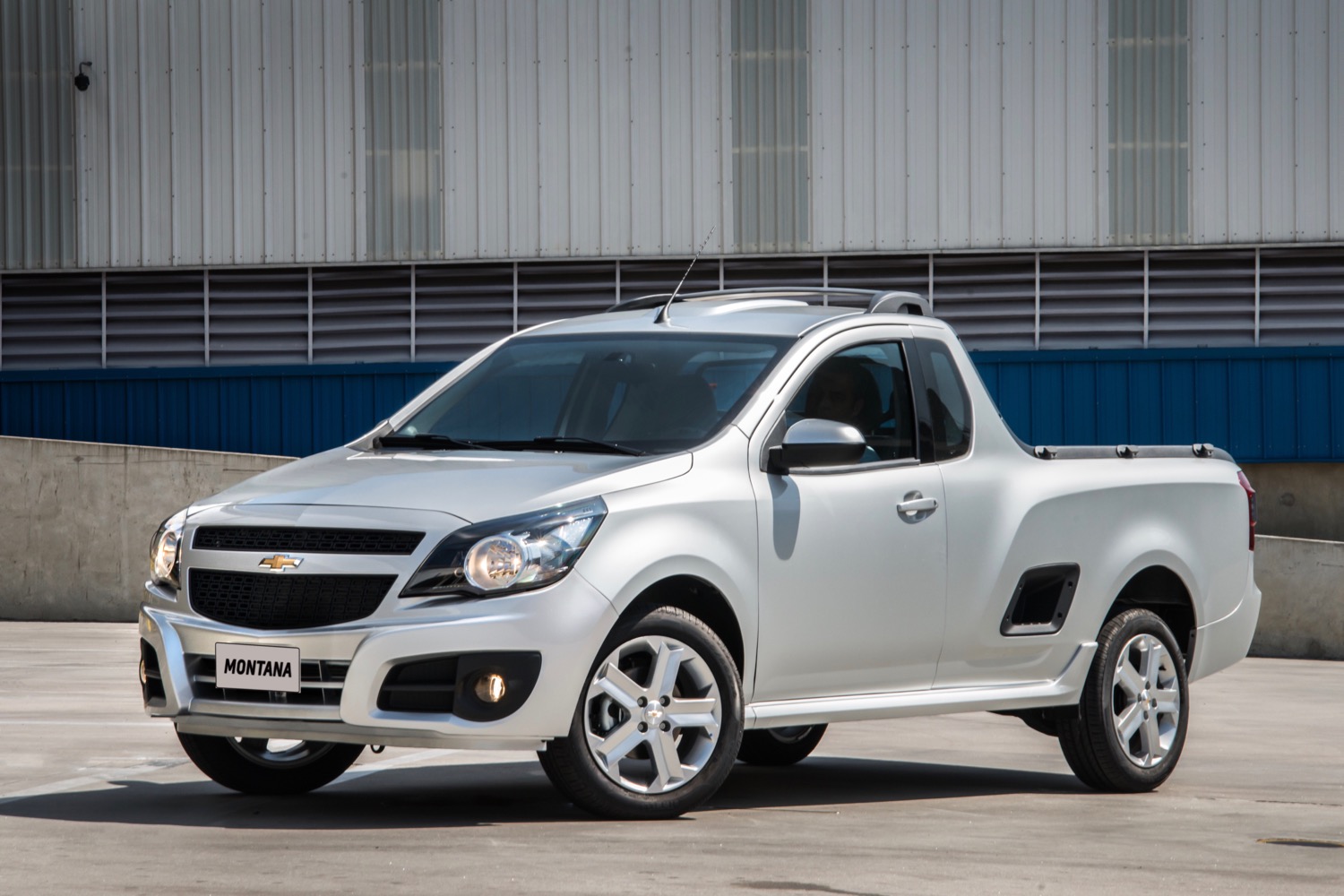 General Motors Bersiap Menghadirkan Model Pikap Baru