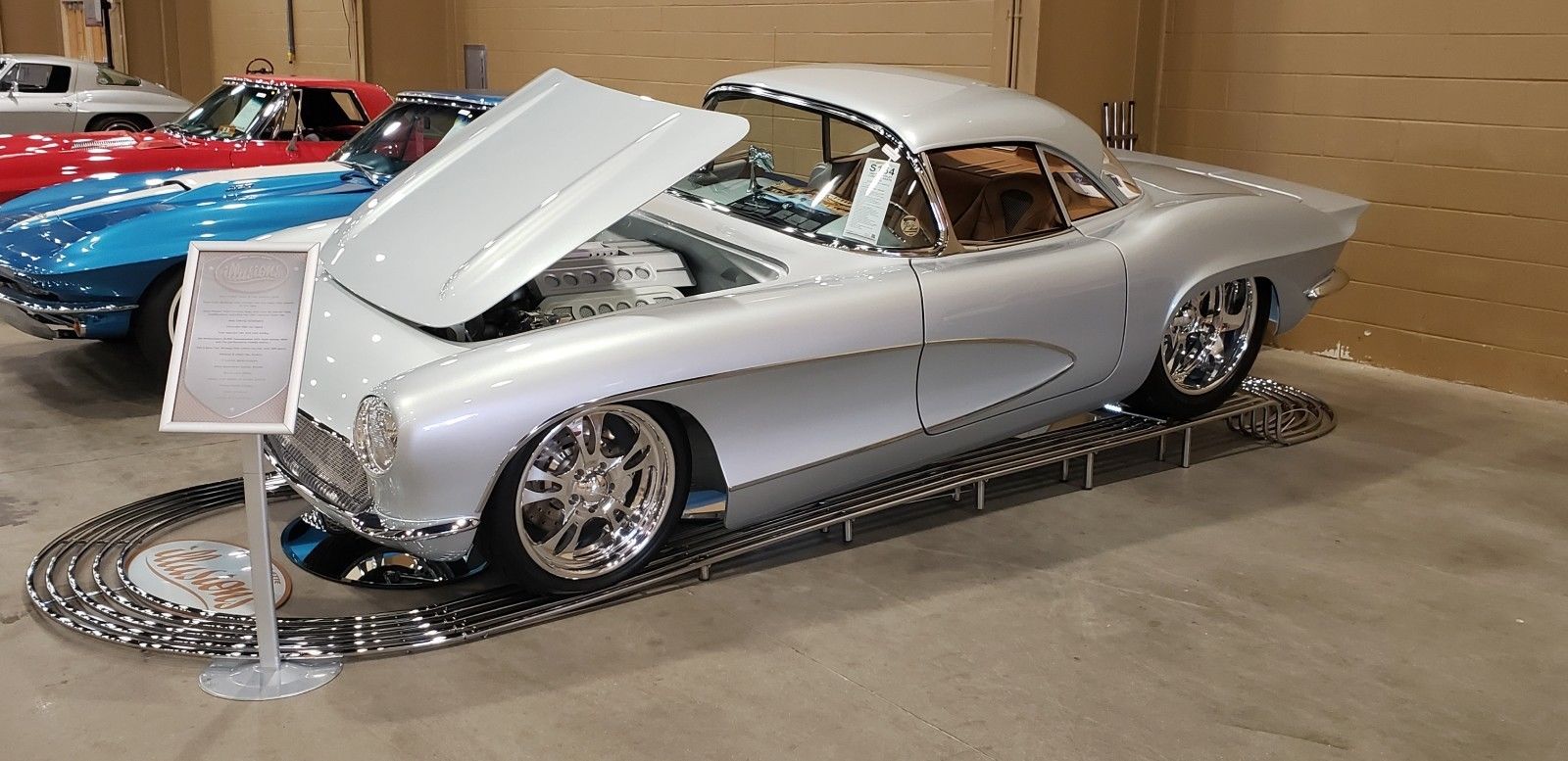 Modifikasi Corvette 1962 Klasik nan Klimis