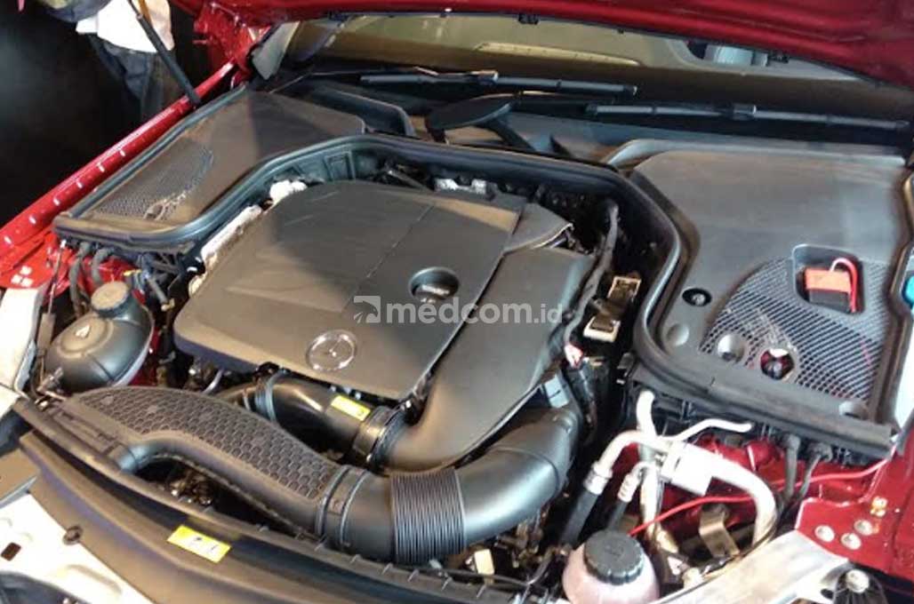 Sedan Bisnis Mercedes-Benz E 350 AMG Line, Resmi Meluncur