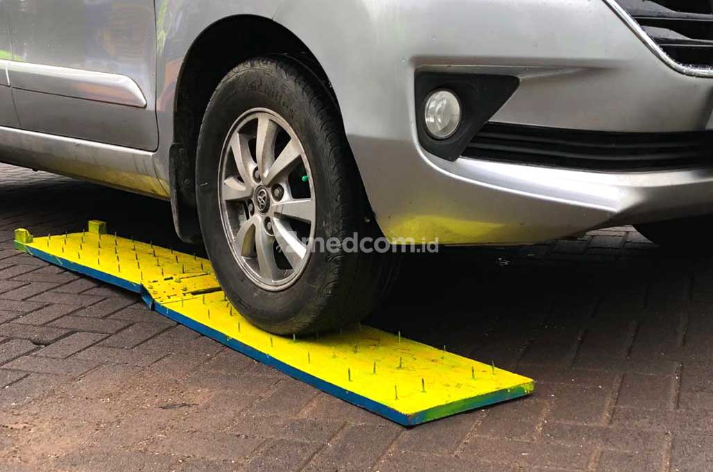 Ranjau Paku Mengintai, Polantas Sarankan Pakai Tyre Seal
