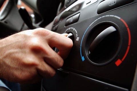 AC Mobil Tidak Dingin saat Macet? Ini Penyebabnya