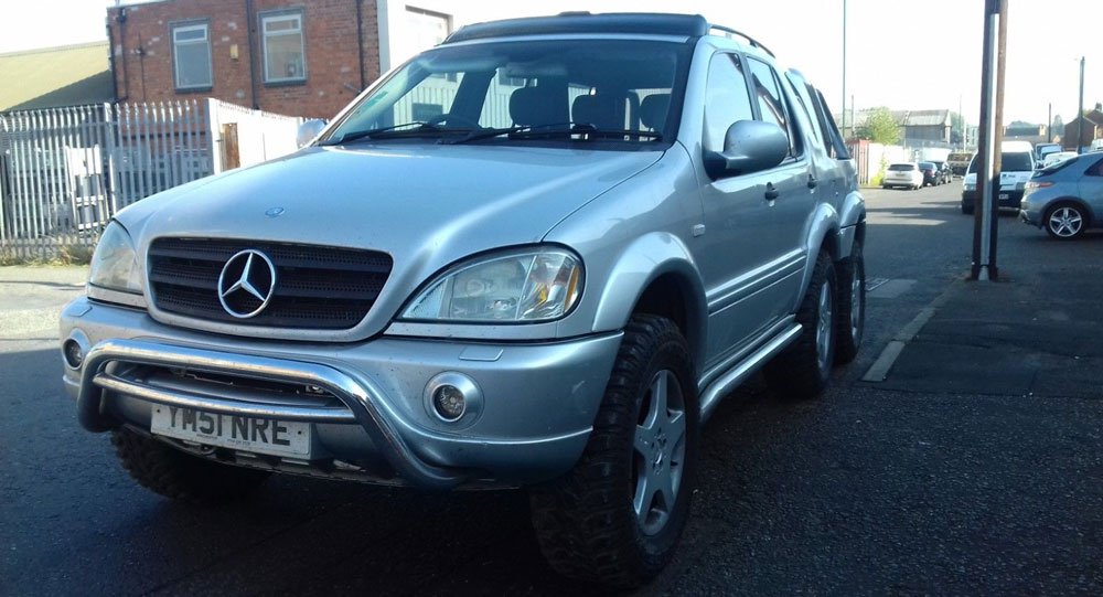 Mercedes-Benz ML 2001 Aplikasi 6x6 Palsu