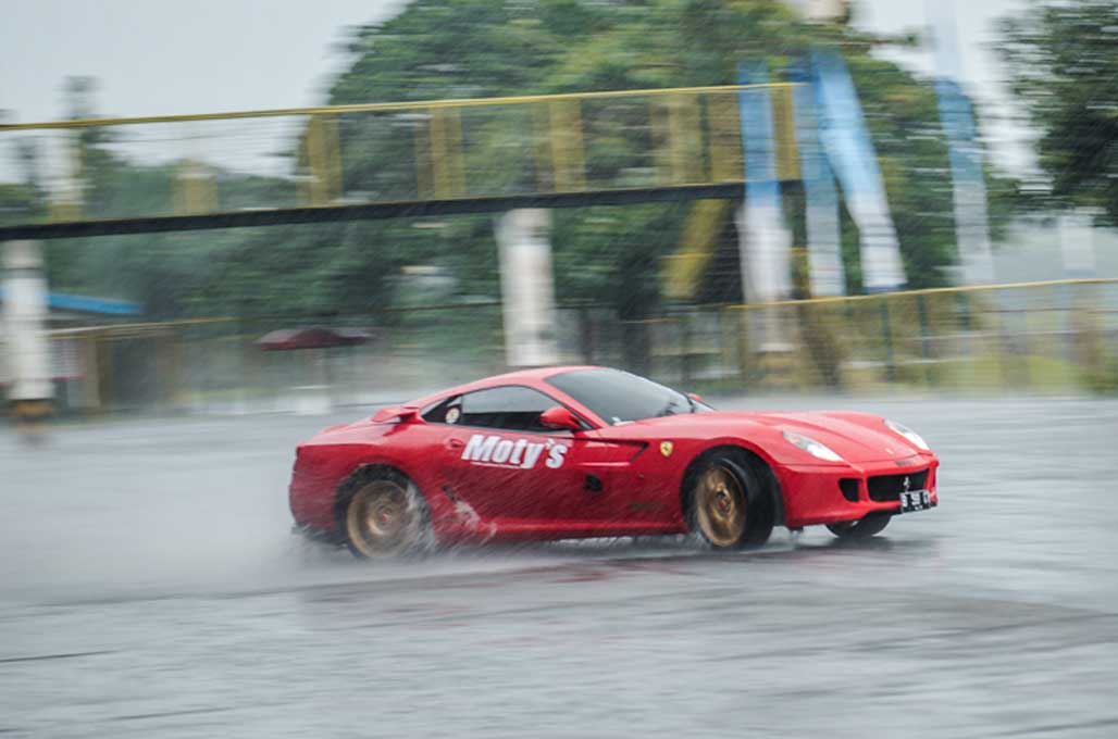 Serunya <i>Safety Driving</i> ala GTR Owner di Sentul