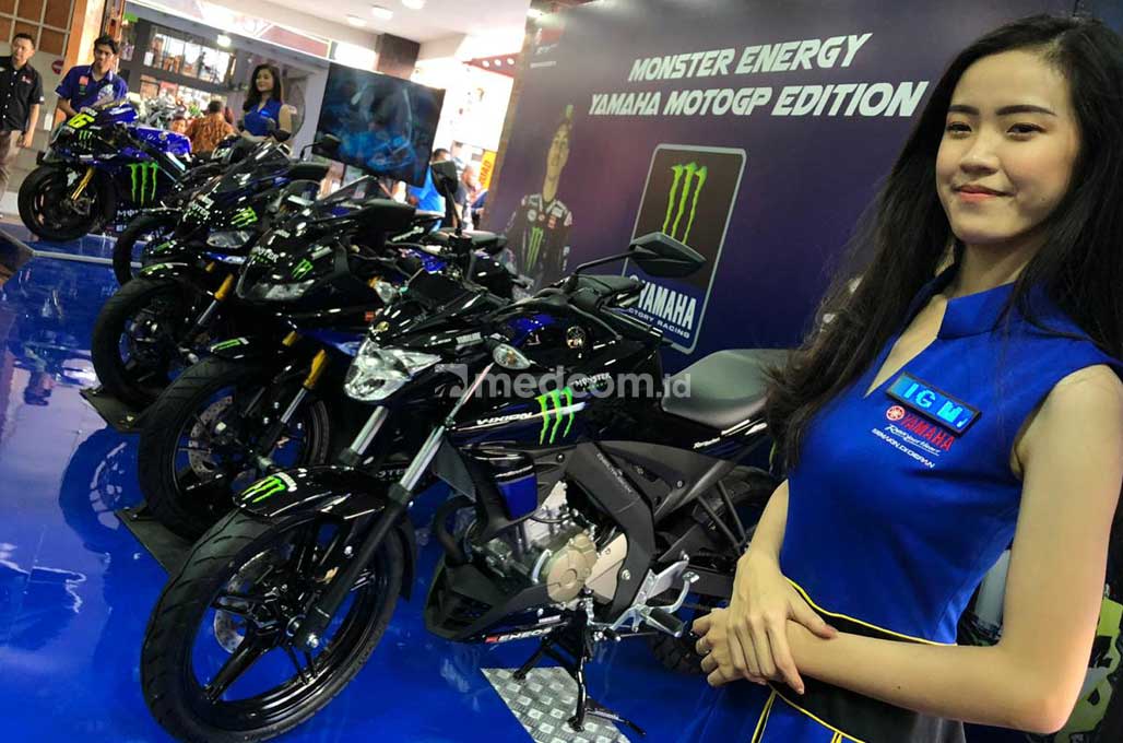 Corak YZR-M1 Rossi dan Vinales, Nemplok di Varian Sports Yamaha